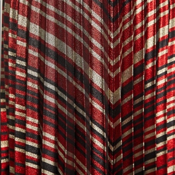 ❌❌SOLD❌❌ZARA PLEATED METALLIC STRIPED HIGH WAIST MIDI SKIRT - Picture 8 of 8